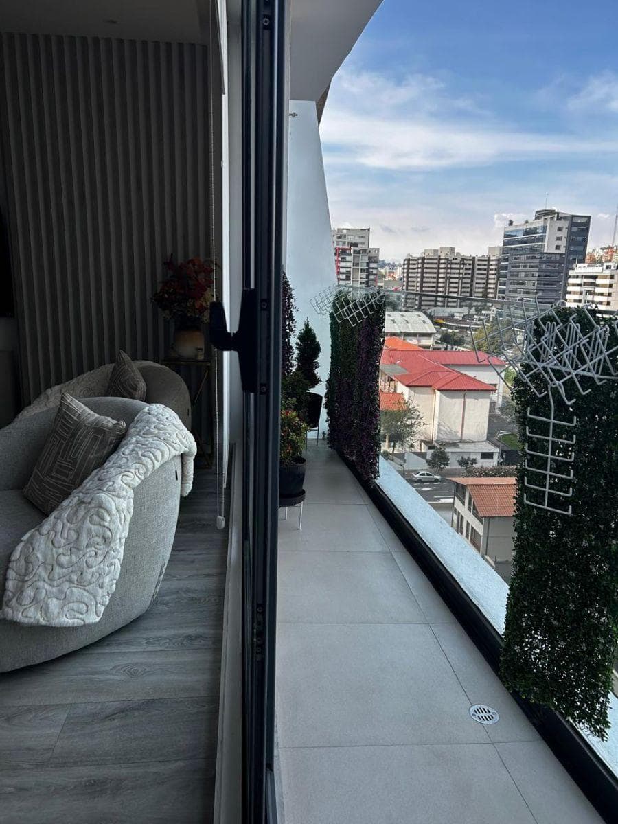Vendo Hermoso Departamento Semi Amoblado 3 Habitaciones Republica del Salvador — imagen 3