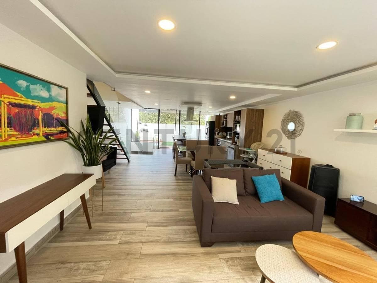 En Venta Departamento Duplex con Patio en Conjunto Privado. Sector Tumbaco — imagen 7
