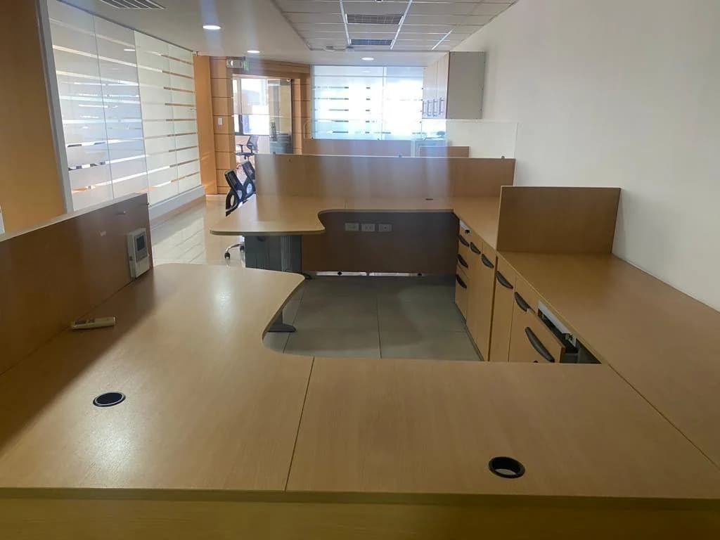 Av Amazonas, Oficina en Venta, 650 m², 3 Ambientes — imagen 3