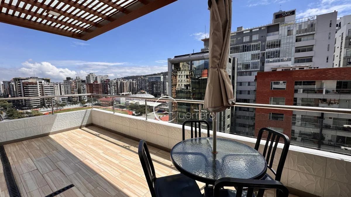 En Renta o Venta Penthouse de Lujo (Amoblado) con Terraza Sobre La Rep. de El Salvador — imagen 5