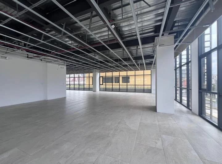 El Batán, Oficina en Venta, 494.98 m², 2 Ambientes — imagen 1