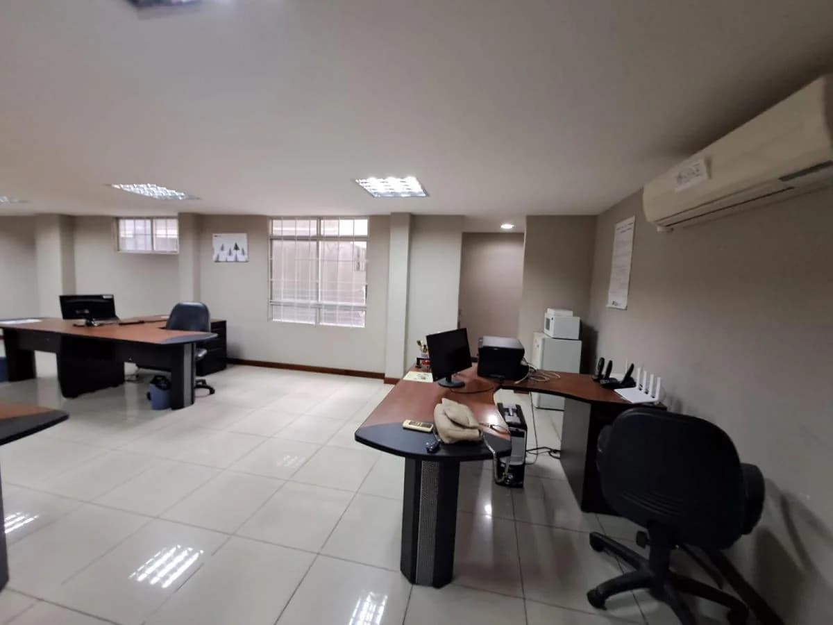 Se Vende Oficina Primer Piso en Kennedy Norte, Guayas — imagen 5