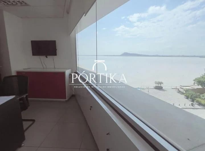 Venta Oficina Amoblada - The Point - Puerto Santa Ana, Guayas — imagen 1