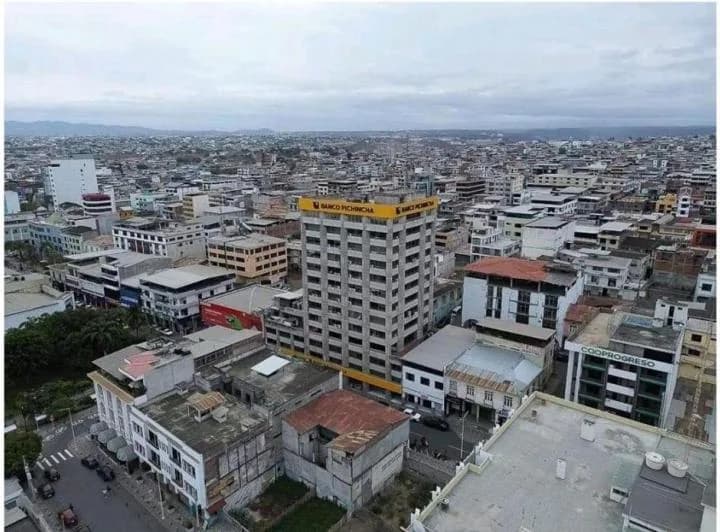 Local comercial en venta en Manta, Manabí
