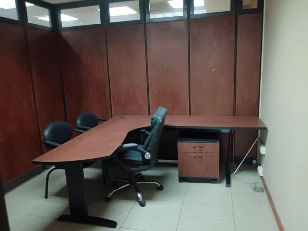 Vendo Oficina en El Edificio Torres del Norte, Guayas — imagen 3