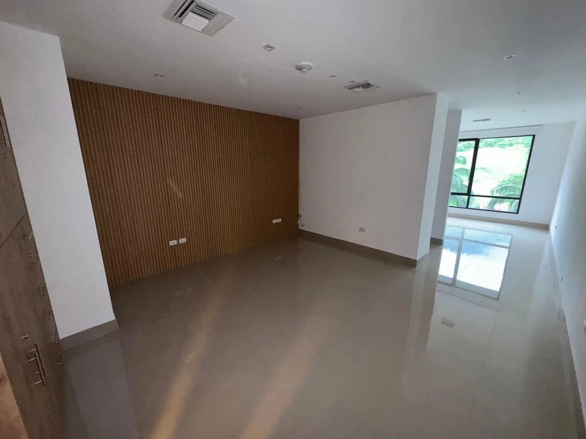 Oficina Comercial de 43 m² en Venta en La Vista San Eduardo en Vía a La Costa, Guayas — imagen 4