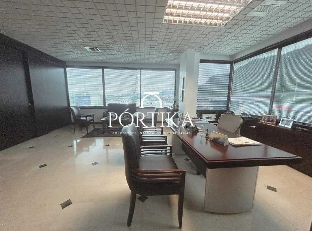 Venta Oficina Amoblada - Edificio Classic - Bellavista (Frente Alban Borja), Guayas — imagen 4