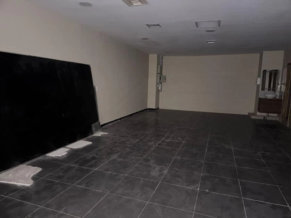 Alquilo Oficina en El Centro 9 de Octubre y Quito, Guayas — imagen 4