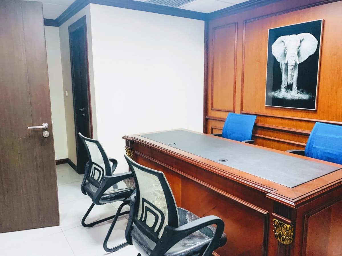 Venta Oficina Amoblada - The Point - Puerto Santa Ana, Guayas — imagen 4