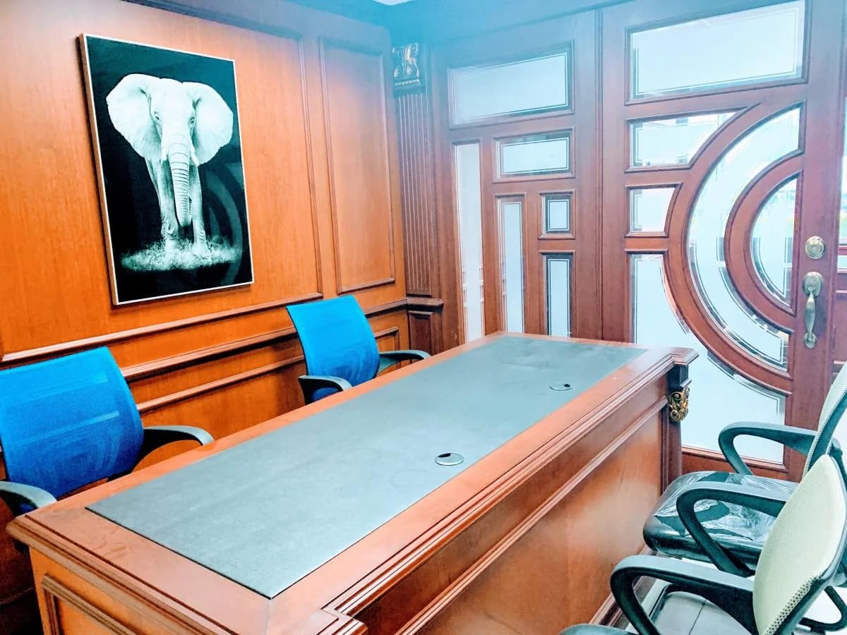 Venta Oficina Amoblada - The Point - Puerto Santa Ana, Guayas — imagen 3
