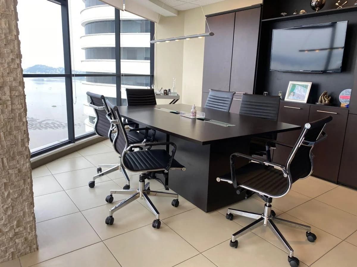 Venta Oficina Vista Al Rio - Emporium - Puerto Santa Ana, Guayas — imagen 2