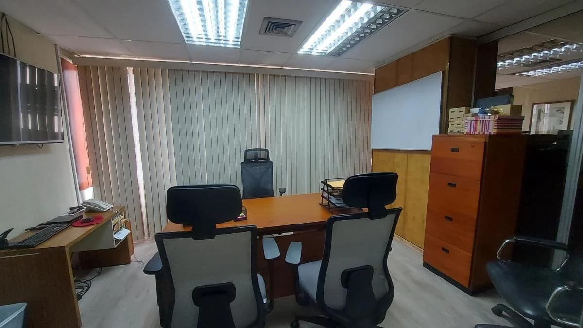 Se Vende Oficina Amplia en El Centro Bancario de Guayaquil, Guayas — imagen 3