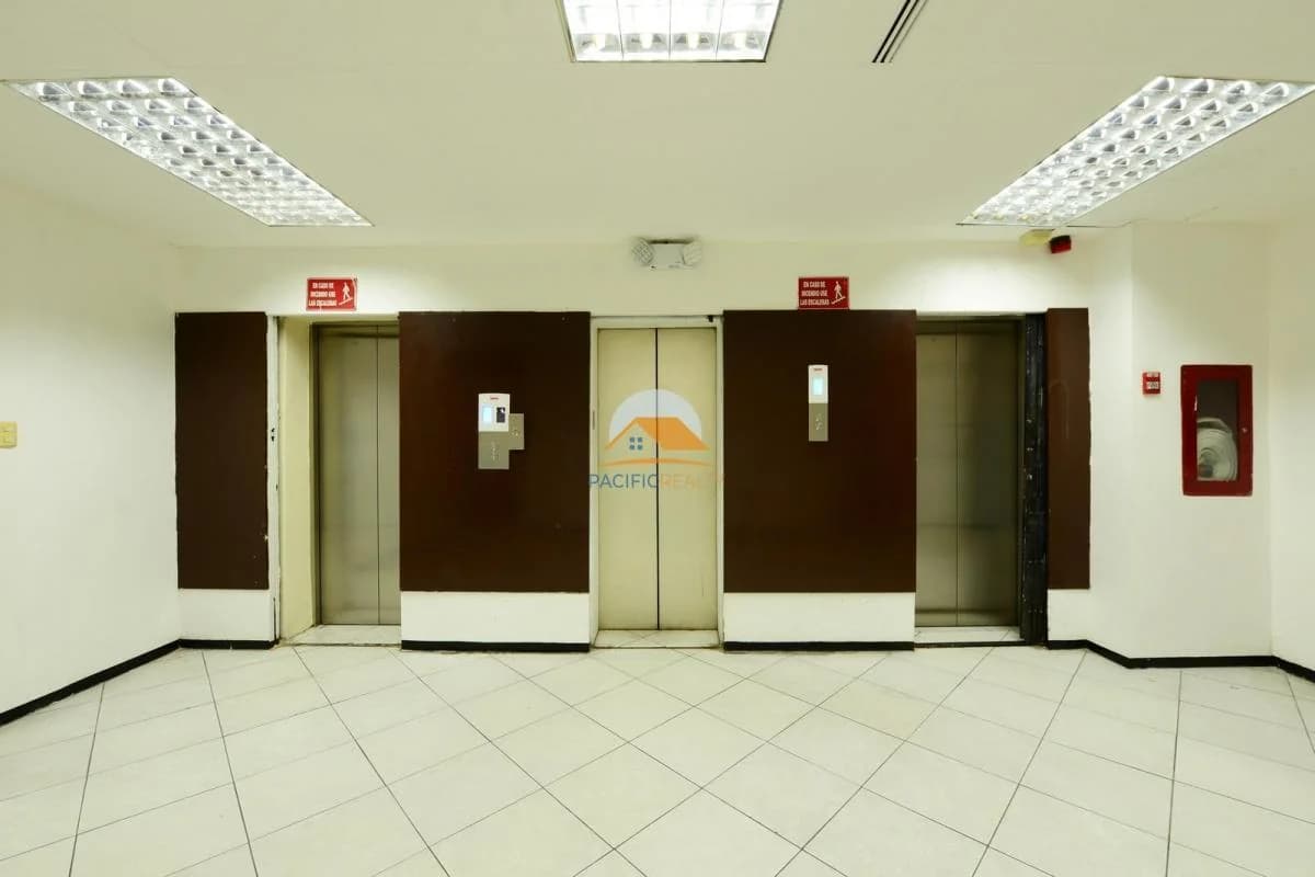 Espectacular Oficina (Todo El Piso) de 450 m² Ed. Salco, Guayas — imagen 4