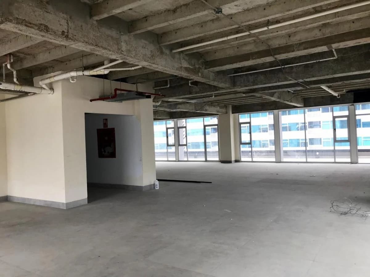 Av Constitucion. Vendo Oficina de 320 m² de Estreno, Guayas — imagen 3