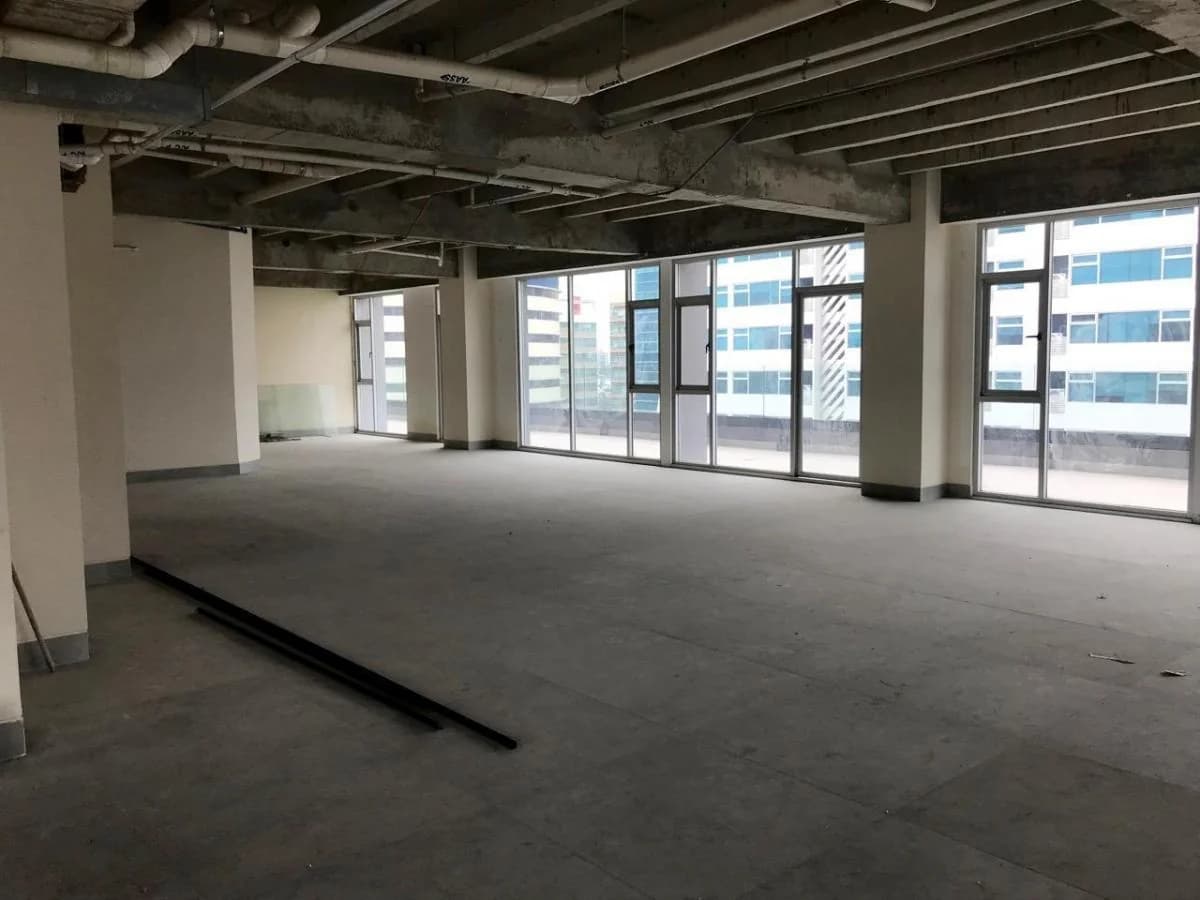 Av Constitucion. Vendo Oficina de 320 m² de Estreno, Guayas — imagen 2