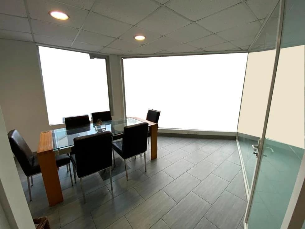 Venta Súper Oficina 60 m² - Megamaxi — imagen 3