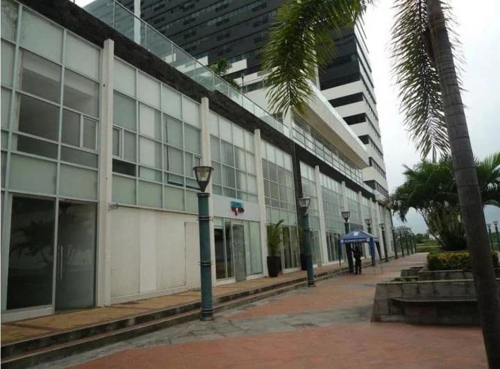 Alquiler o Venta de Oficina en Edificio Bellini con Vista Al Rio, Guayas — imagen 1