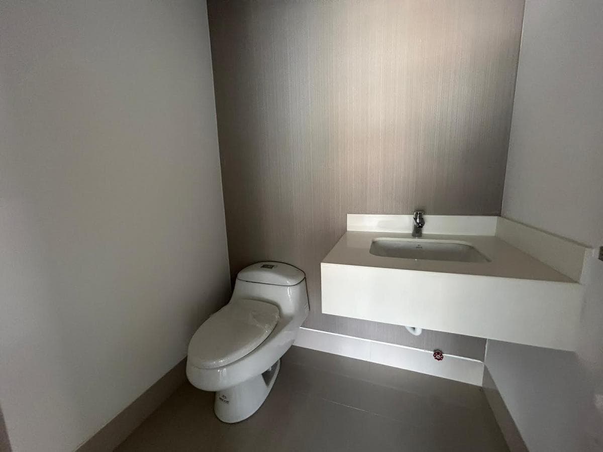 Venta de Oficina - Ágora Xxi - Zona Mall del Sol, Guayas — imagen 3