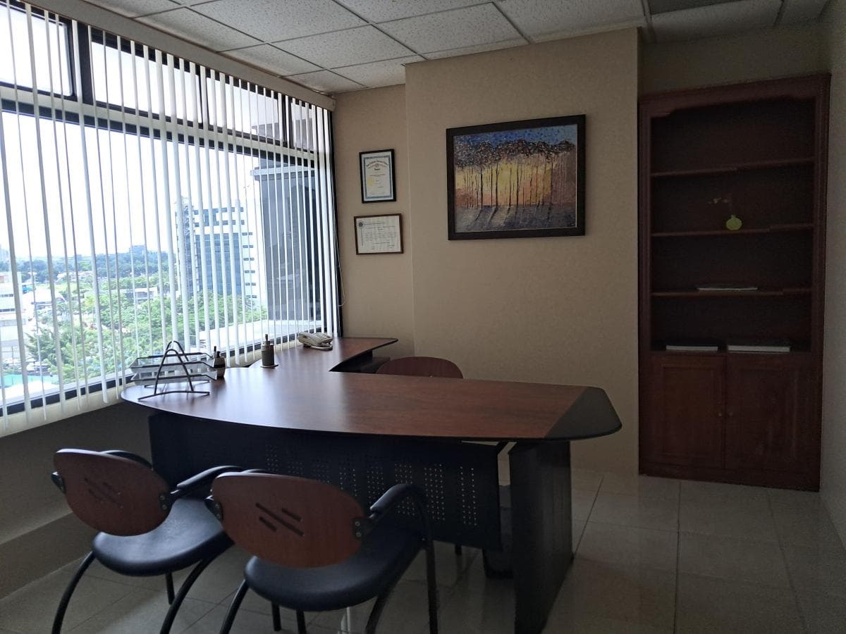 En Venta Elegante Oficina 98 m² Torres del Norte, Torre a Jyam, Guayas — imagen 7