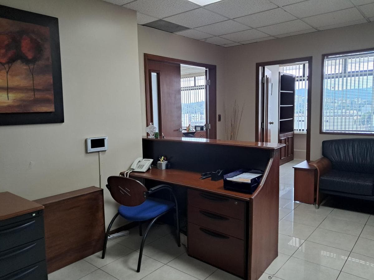 En Venta Elegante Oficina 98 m² Torres del Norte, Torre a Jyam, Guayas — imagen 3