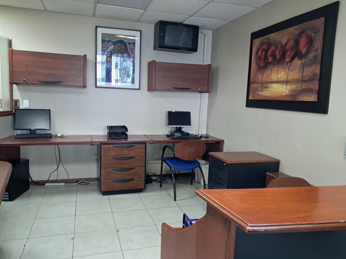 En Venta Elegante Oficina 98 m² Torres del Norte, Torre a Jyam, Guayas — imagen 2