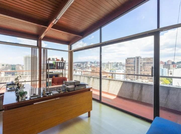 Oportunidad Oficina Penthouse Duplex de Venta Av Colon — imagen 1