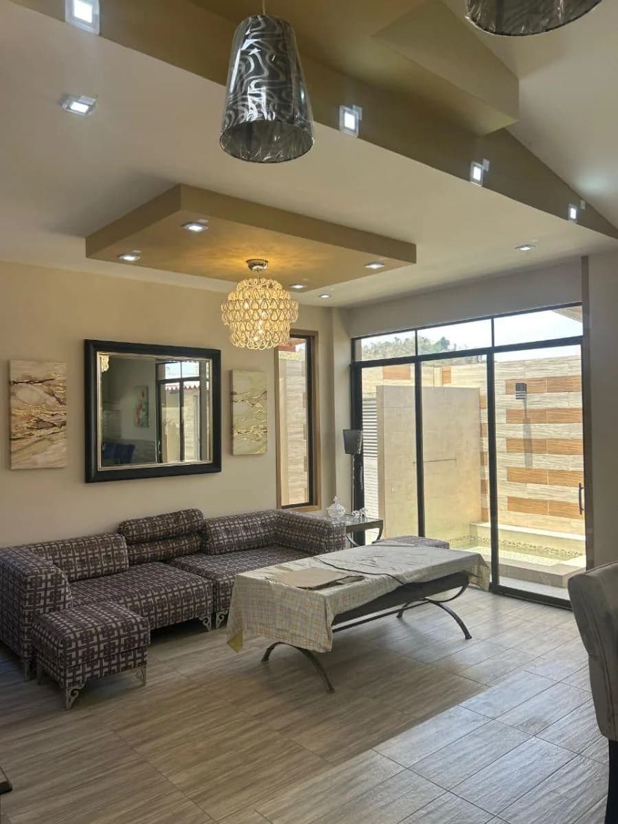 Casa en Venta en Urb El Condado Vicolinci, en Av León Febres Cordero La Aurora, Guayas — imagen 4