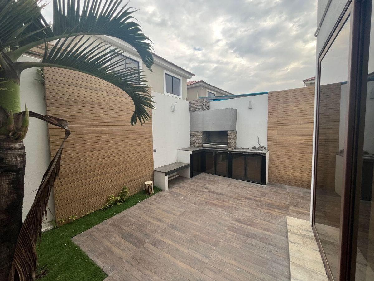 Se Vende Casa en Cuidad Celeste de 4 Habitaciones, Guayas — imagen 2