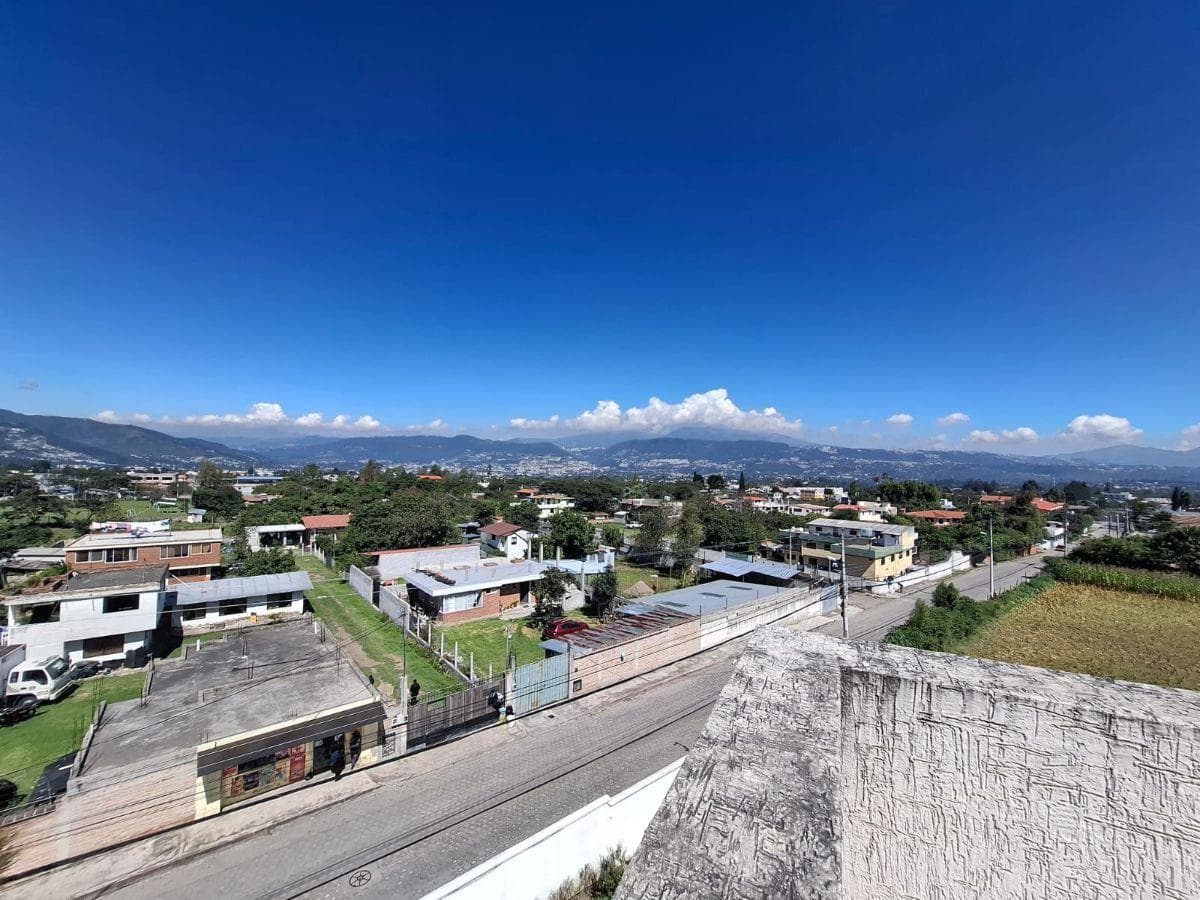 Departamento Nuevo Dos Habitaciones, 142 m², Magnífica Vista y Seguridad. Provincia de Pichincha — imagen 1