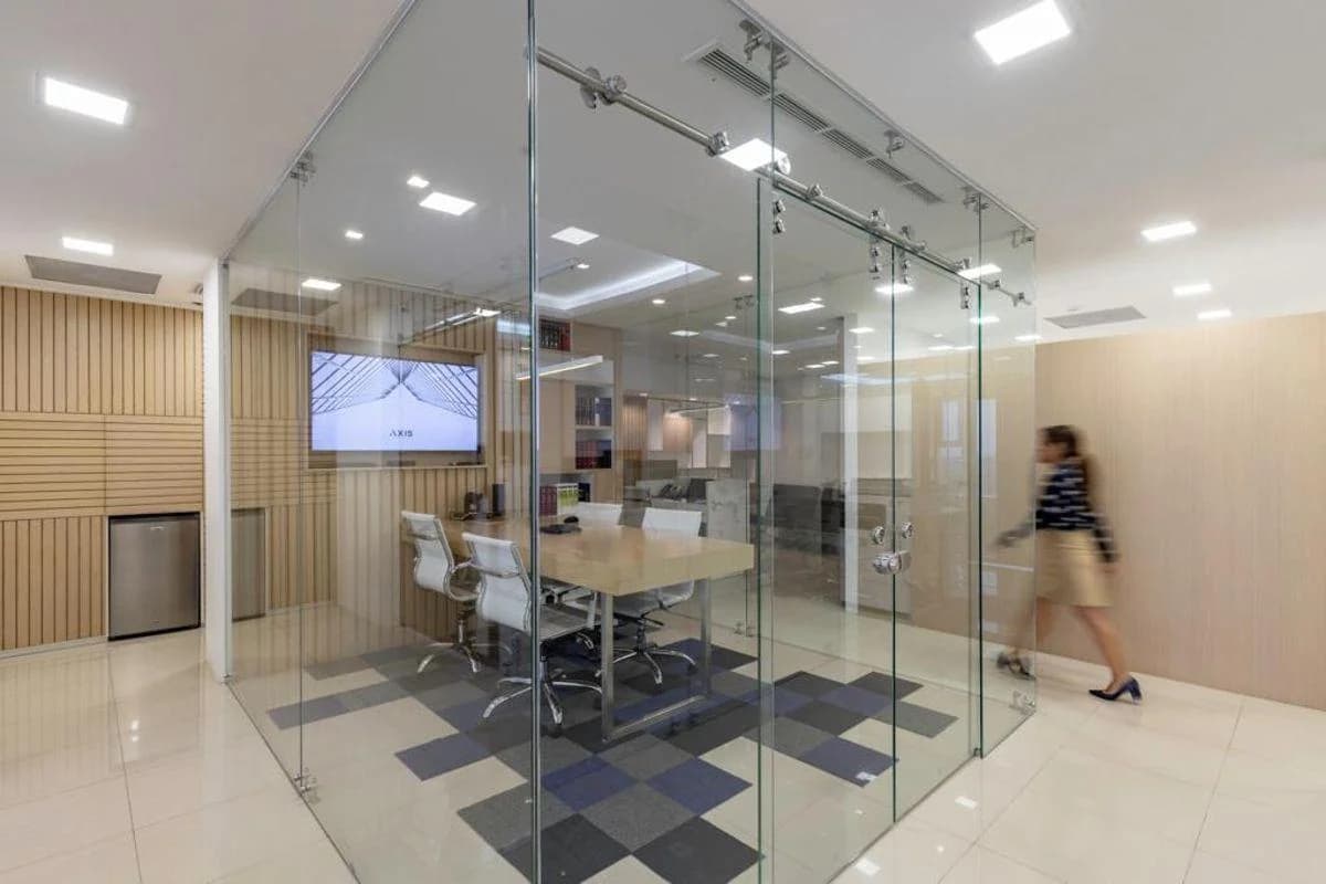 Edificio La Previsora - Oficina Comercial de 120 m² en Venta y Alquiler, Centro de Guayaquil, Guayas — imagen 2