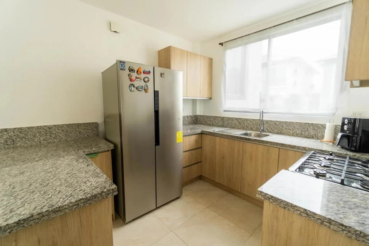 Casa en Venta en La Aurora Vía a Daule, Urbanización Vistana, Guayas — imagen 3