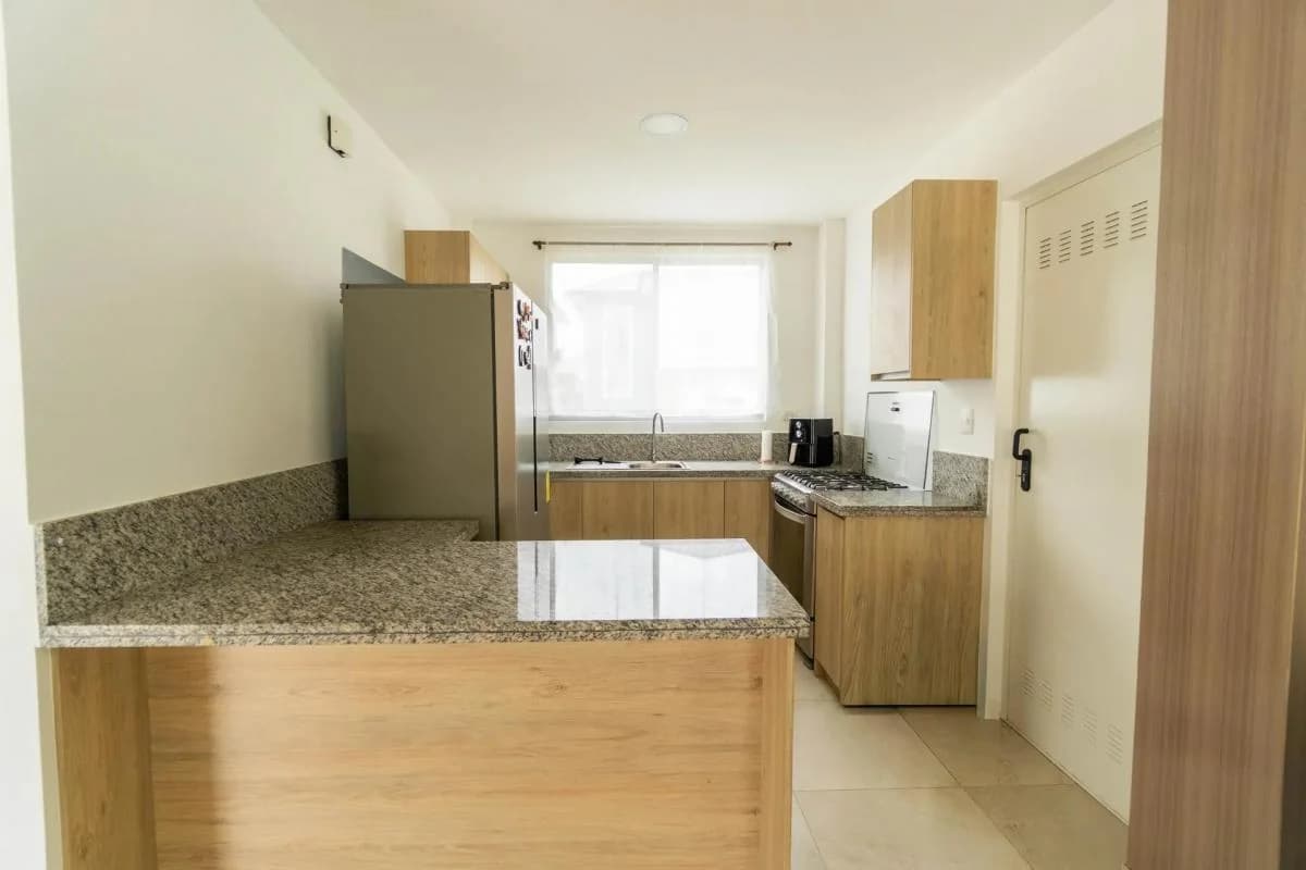 Casa en Venta en La Aurora Vía a Daule, Urbanización Vistana, Guayas — imagen 2