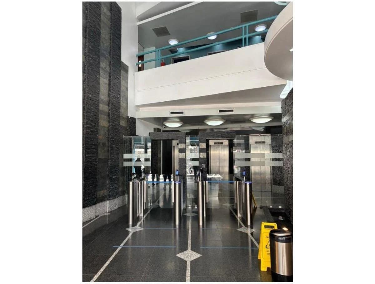 Se Vende/alquila Oficina en Torres del Norte, Guayas — imagen 8
