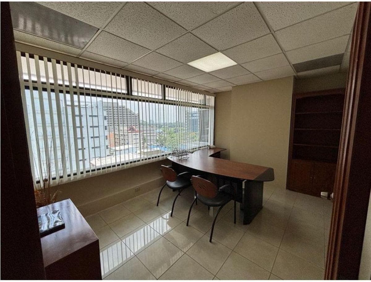 Se Vende/alquila Oficina en Torres del Norte, Guayas — imagen 4