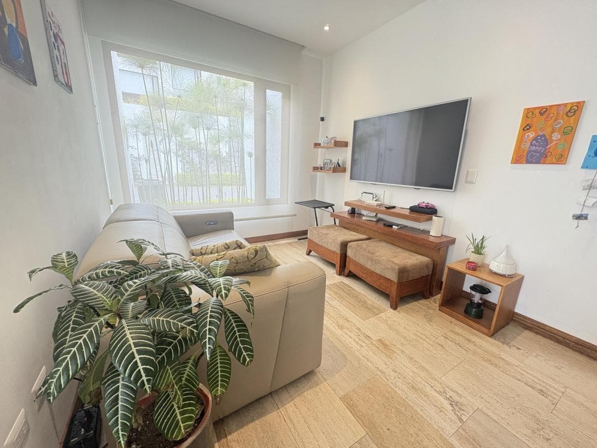 Linda Casa Dentro de Urbanización — imagen 9