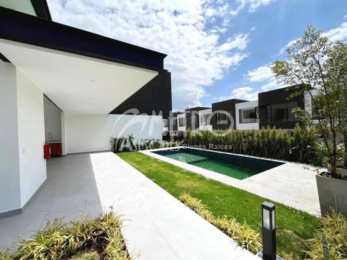 Casas por Estrenar de Venta en Santa Rosa - Tumbaco — imagen 4