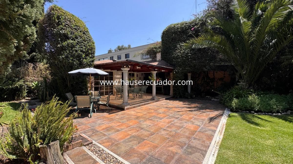 Casa en Venta 4 Habitaciones|1.250 m² Terreno| 740 m² Totales | Seguridad 24/7| con Plaza Comercial. Provincia de Pichincha — imagen 9