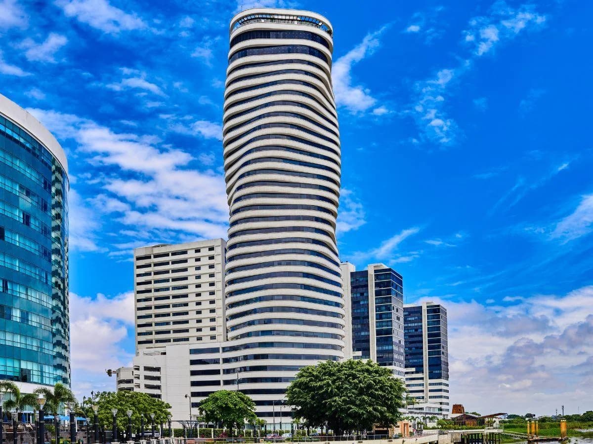 Oficina en Venta en Edificio The Point, Puerto Santa Ana, Guayas — imagen 4