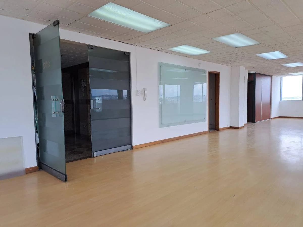 Oficinas en Venta de Oportunidad Sector Bancario — imagen 2
