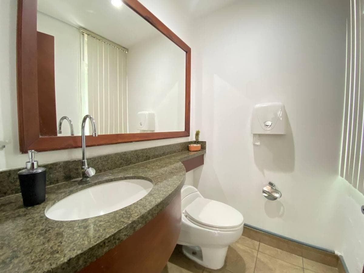 La Pradera, Oficina en Venta, 100 m², 4 Ambientes, 1 Baño — imagen 4