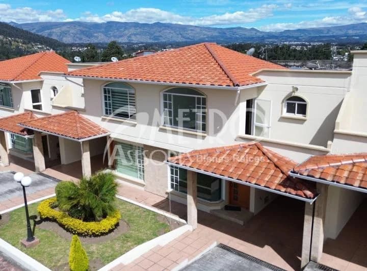 Casa en Venta en La Armenia – Valle de Los Chillos — imagen 1