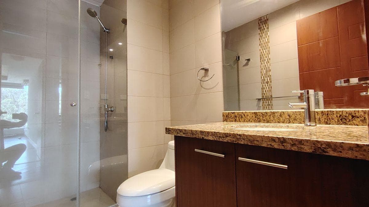 Departamento de Venta, 2 Dorm. Hermosas Vistas, Monteserrín — imagen 3