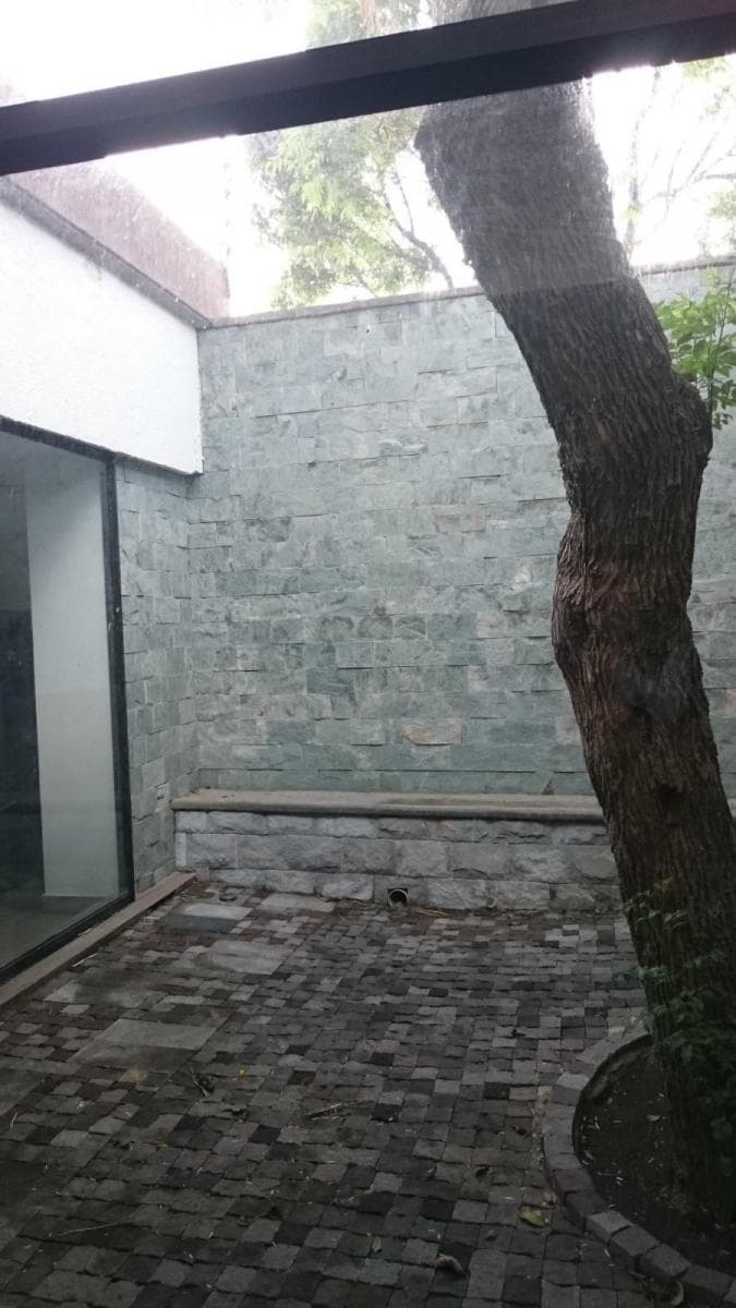 Oficina o Local Comercial de 150 m² en Venta en Quito Tenis — imagen 2