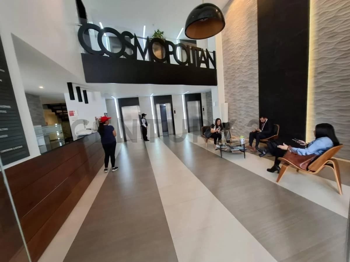 Vendo Oficina en La República del Salvador - Carolina de 105 m² Edif Cosmopolitan — imagen 5