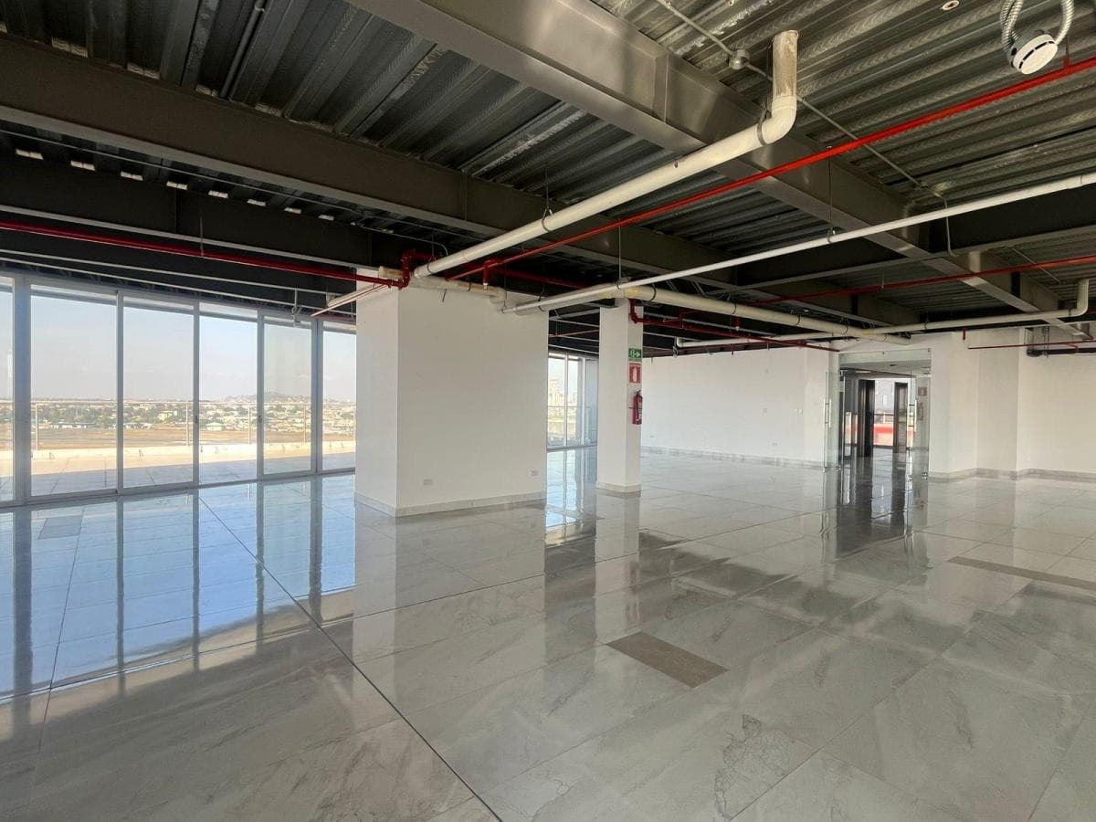 En Venta Oficina 262 m² - Moderno Edificio Corporativo - Av Las Américas - Guayaquil, Guayas — imagen 8