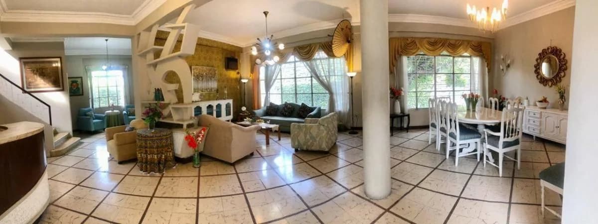 Urdesa Central: Frente Al Supermaxi, Guayas — imagen 3
