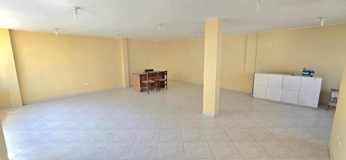 Se Vende Oficina o Local Comercial Sector La Pulida. Provincia de Pichincha — imagen 1