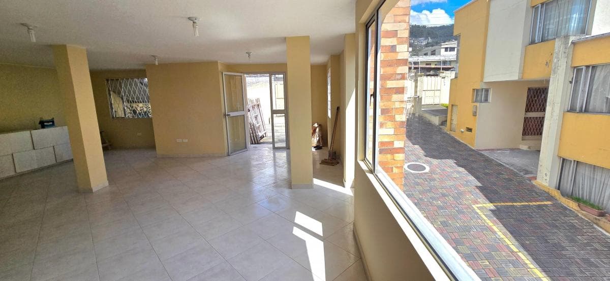 Se Vende Oficina o Local Comercial Sector La Pulida. Provincia de Pichincha — imagen 6