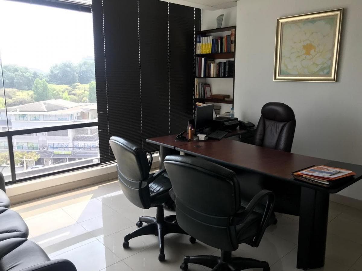 Atencion Estudios Juridicos. Oficina en Venta de Oportunidad World Trade Center, Guayas — imagen 8