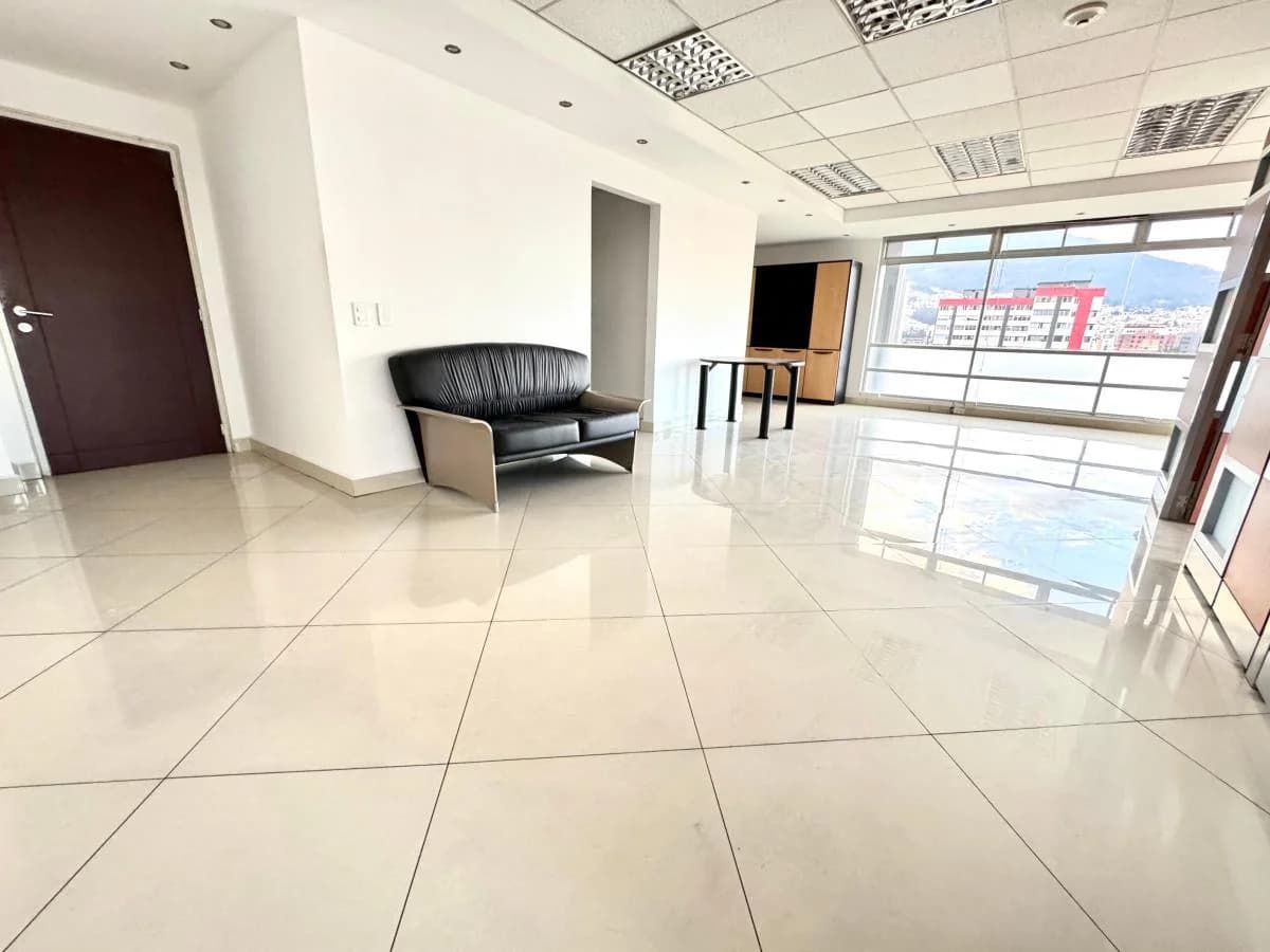 Oficina de Venta Veintimilla 79 m $85.000 — imagen 5